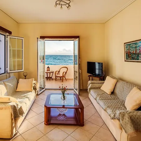 On The - Akroyali Family Apartment